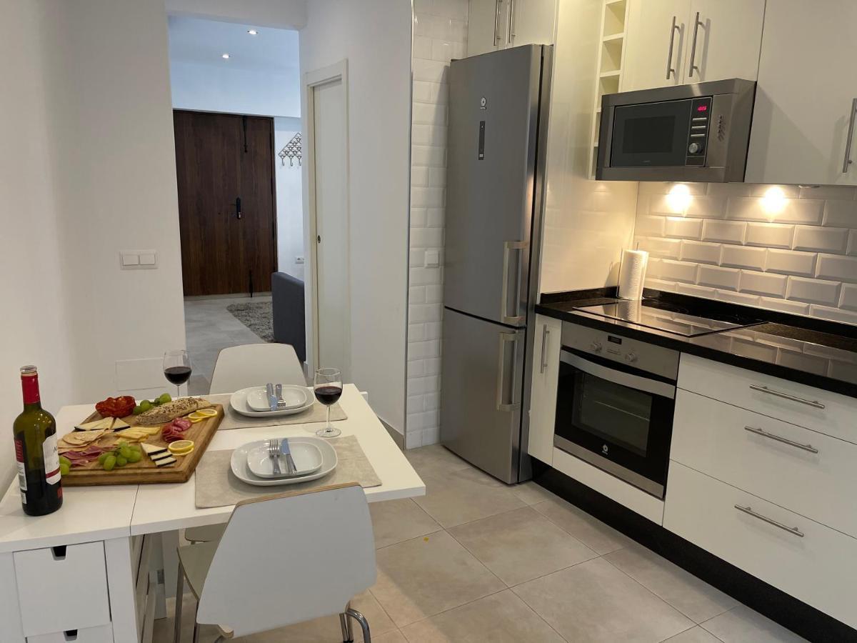 New Townhouse In The Heart Of Nerja With Jacuzzi Villa Ngoại thất bức ảnh
