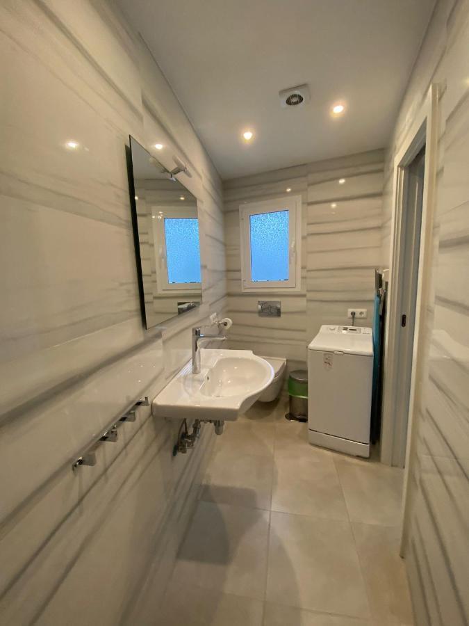New Townhouse In The Heart Of Nerja With Jacuzzi Villa Ngoại thất bức ảnh