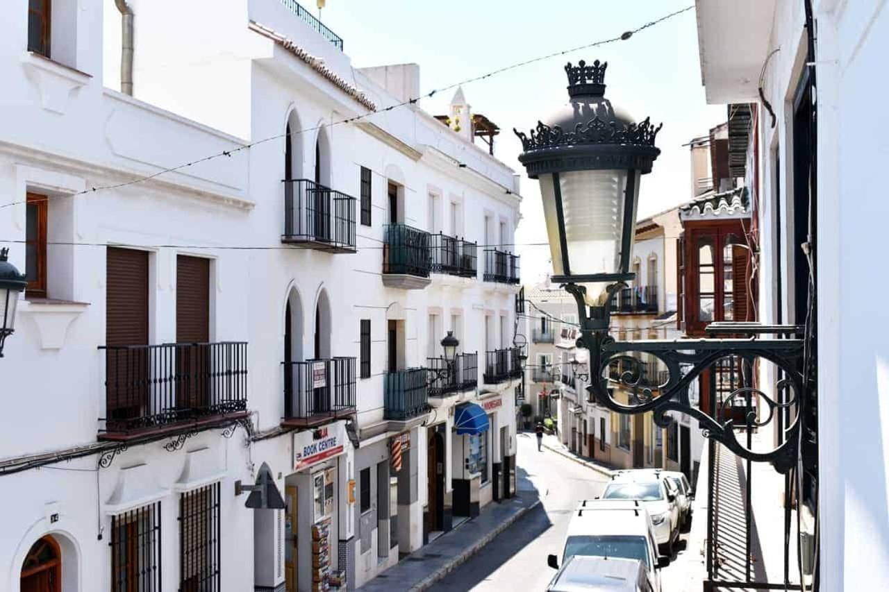 New Townhouse In The Heart Of Nerja With Jacuzzi Villa Ngoại thất bức ảnh